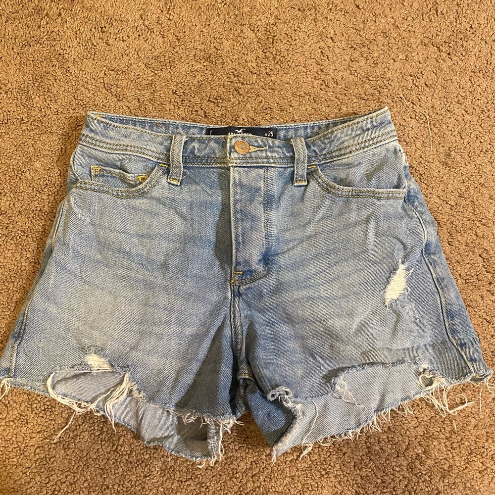 Hollister High Rise Mom Shorts